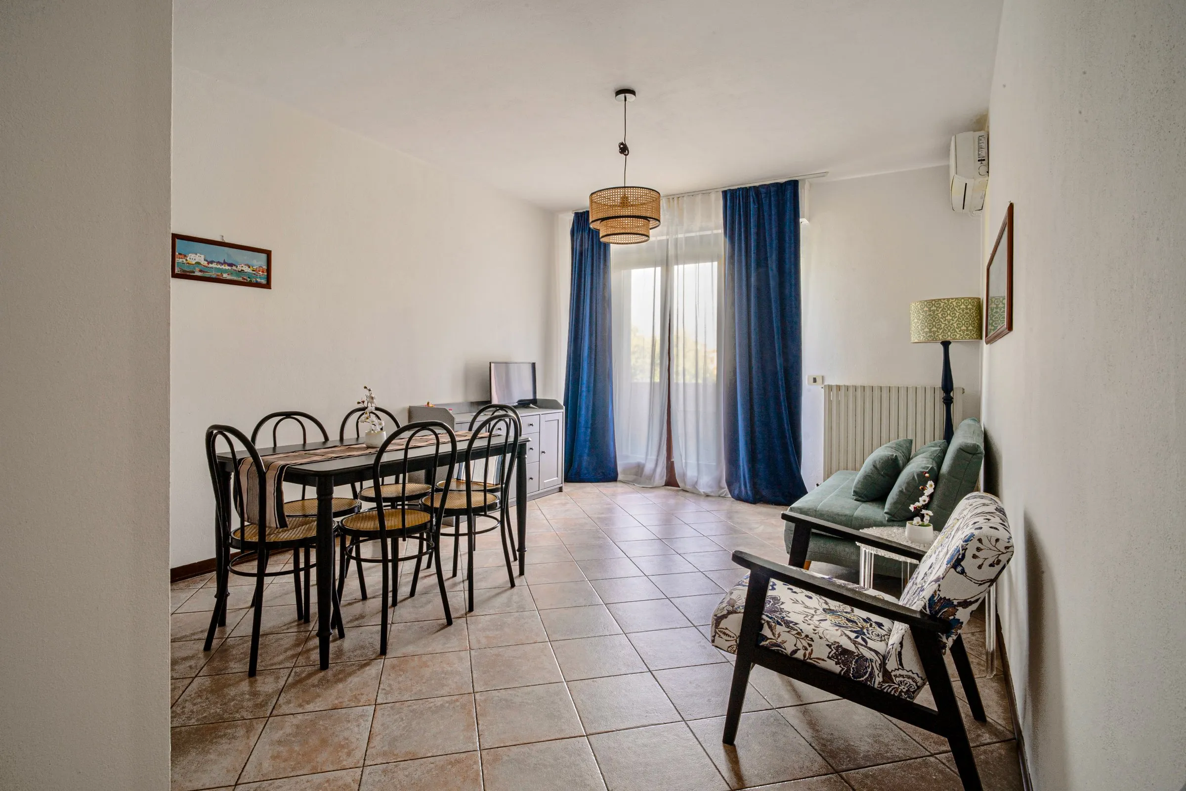 Apartment with Kitchen and Balcony — foto 10