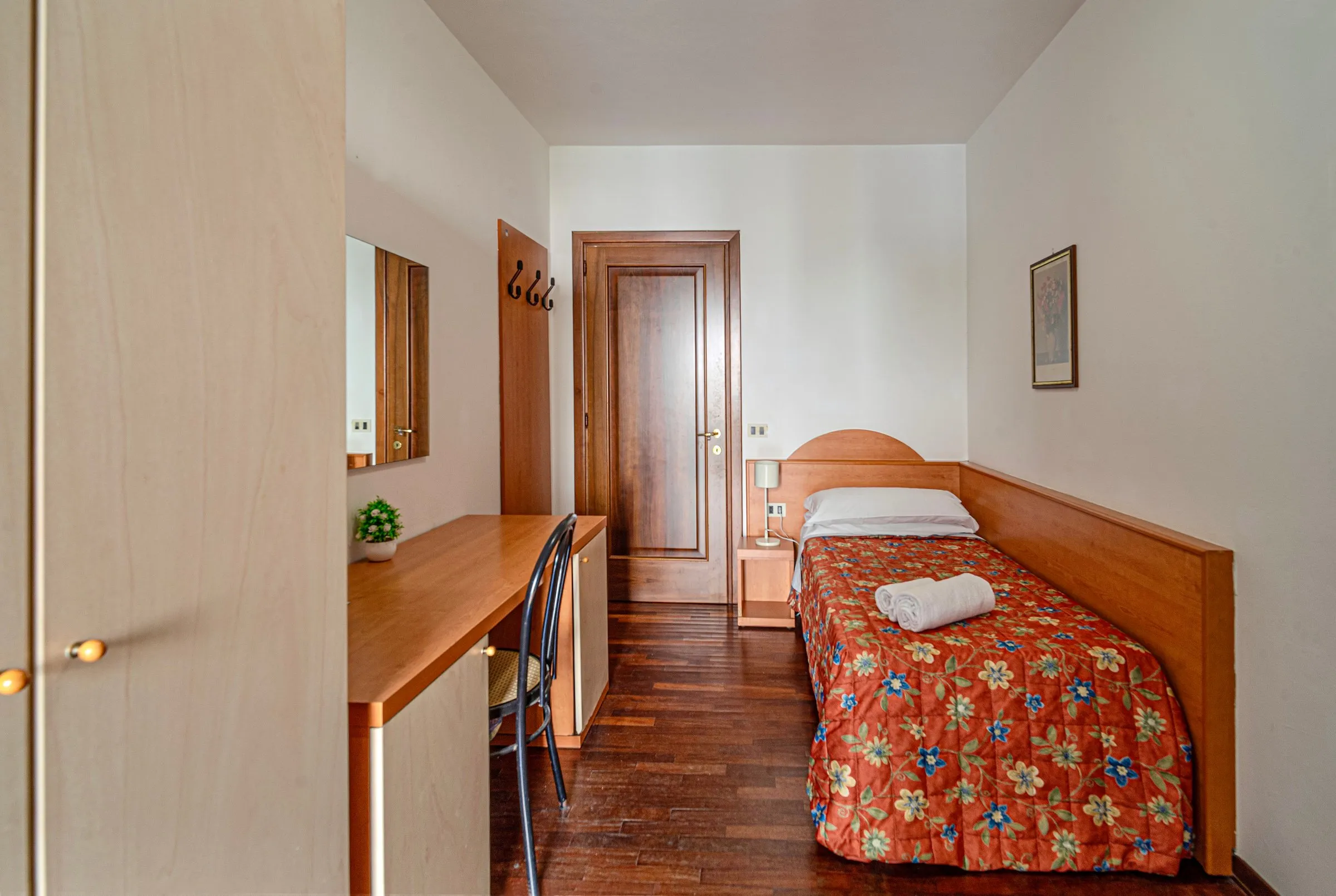 Single Room — Giada Palace